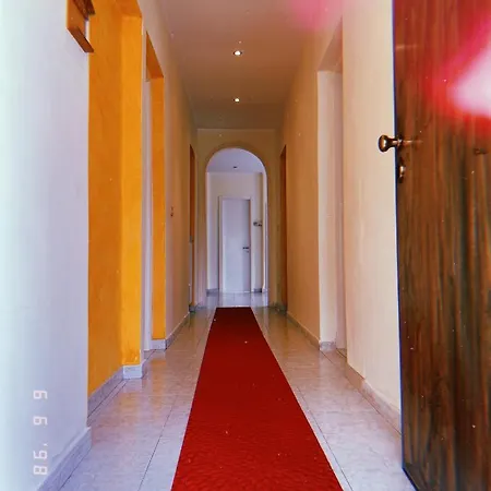 La Casa Del Giglio Guest house Albenga