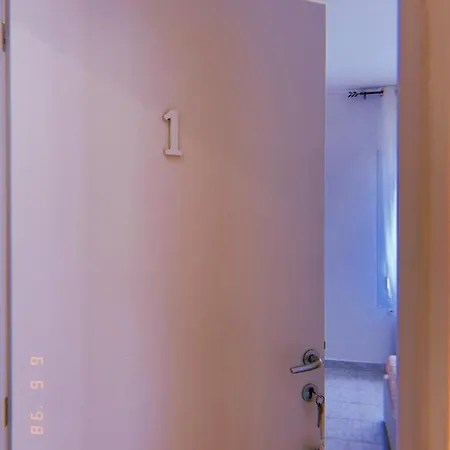 La Casa Del Giglio 招待所 阿尔本加