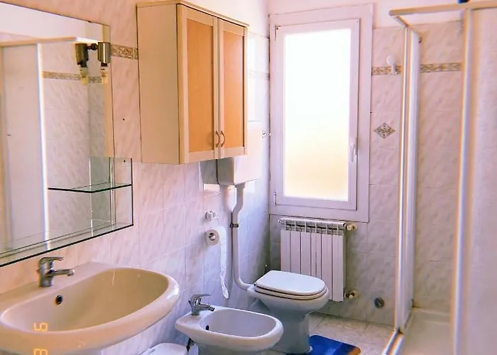 La Casa Del Giglio * Альбенга